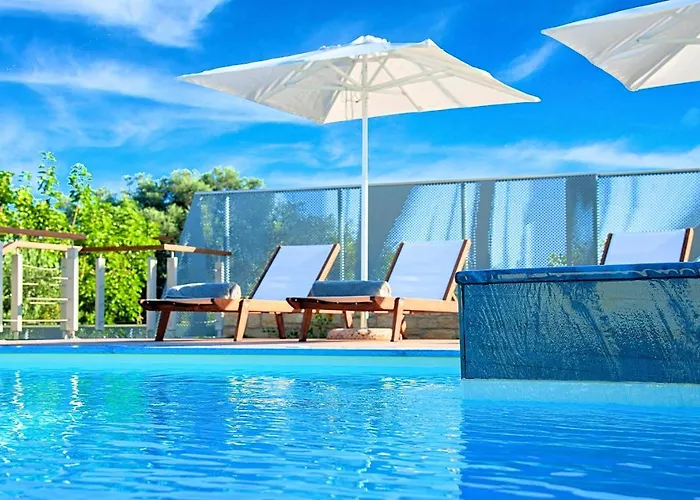 Perla Villas With Heated Pool
